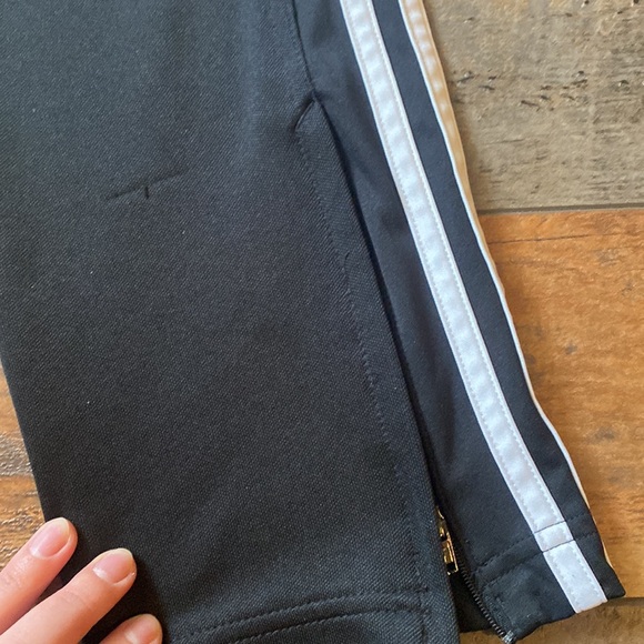 Adidas sweats - Picture 5 of 7